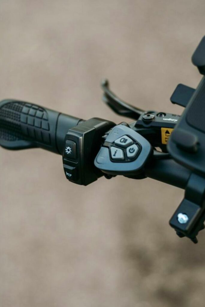 ESMASTER Rock Wheel II