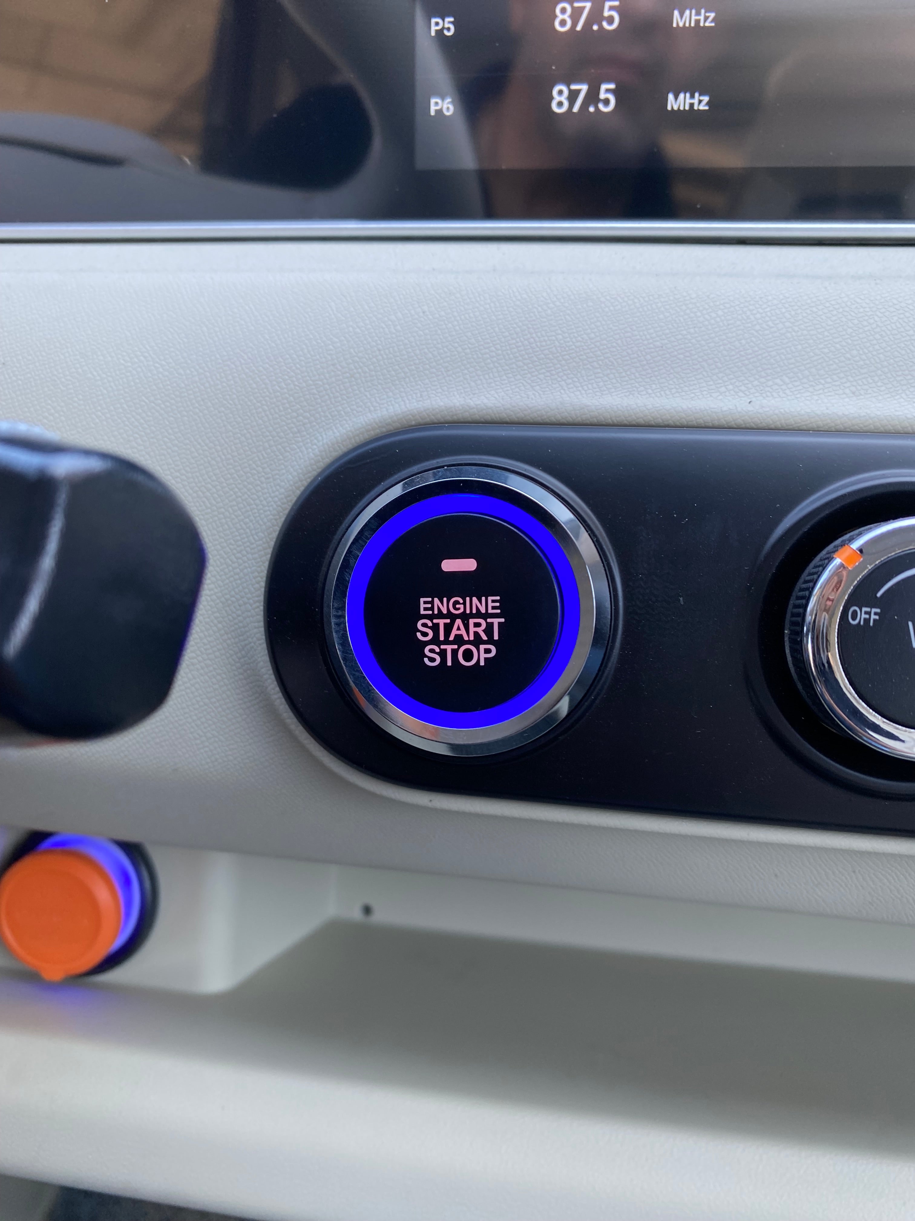 Esmaster Pulse X city car 160ah lithium battery Yellow